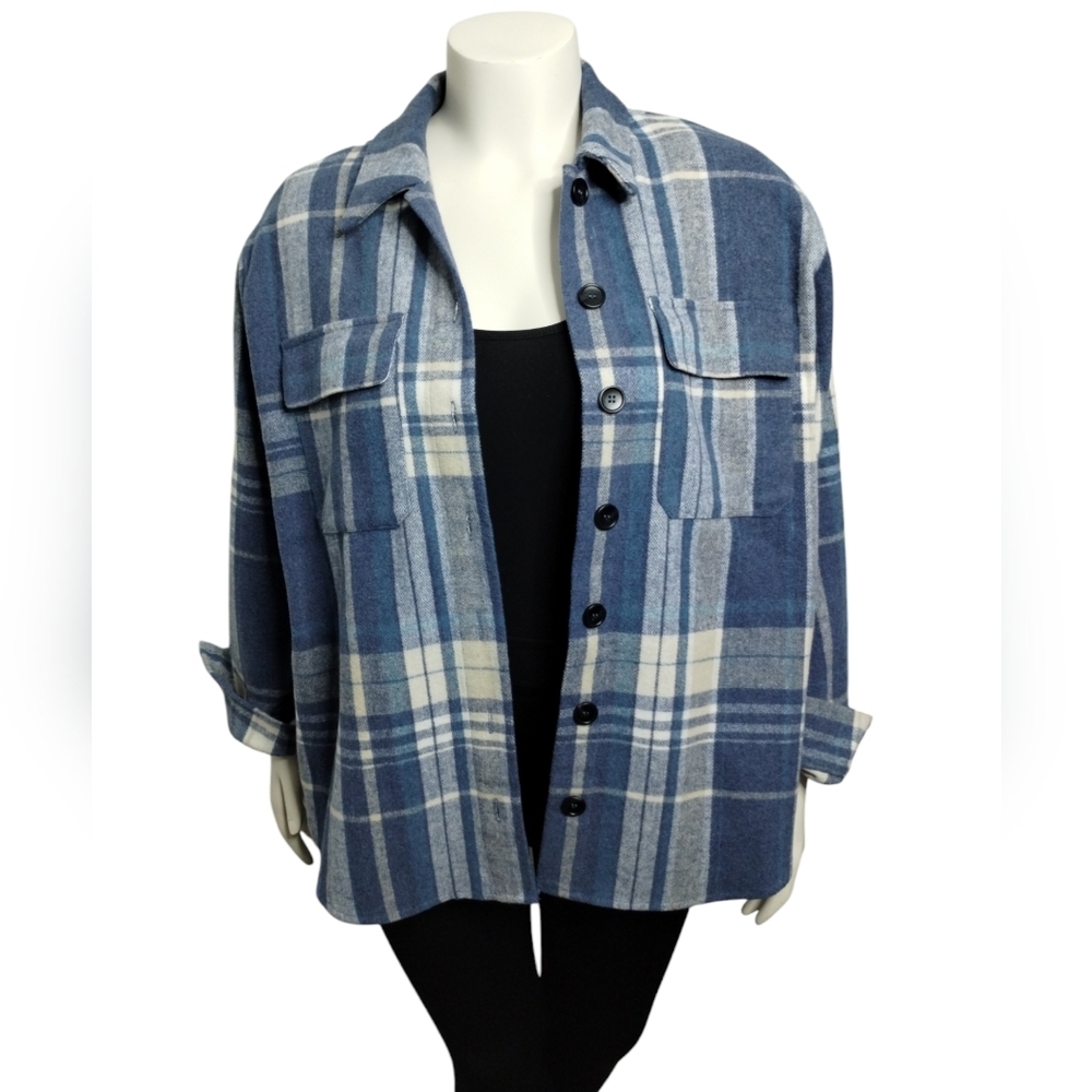 12th Tribe Fireside Flannel Jacket Women’s OS Blue Plaid Cozy Warm Shacket Lagen